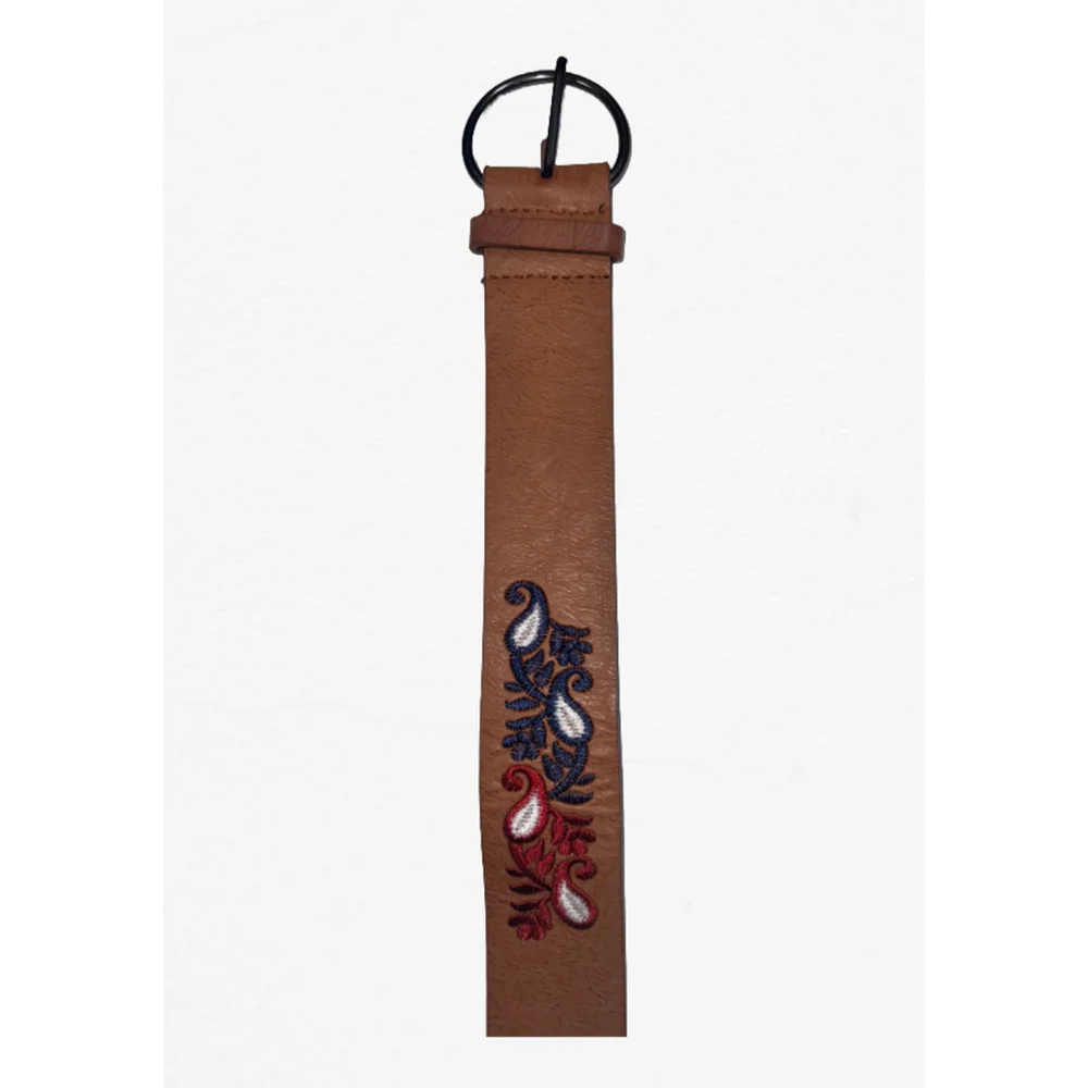 🌷 Red, White and Blue Paisley Embroidered Belt - Size 9